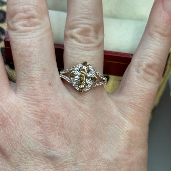 Fantalia Virgin Mary Guadelope gold and silver sterling silver ring - Picture 2 of 9